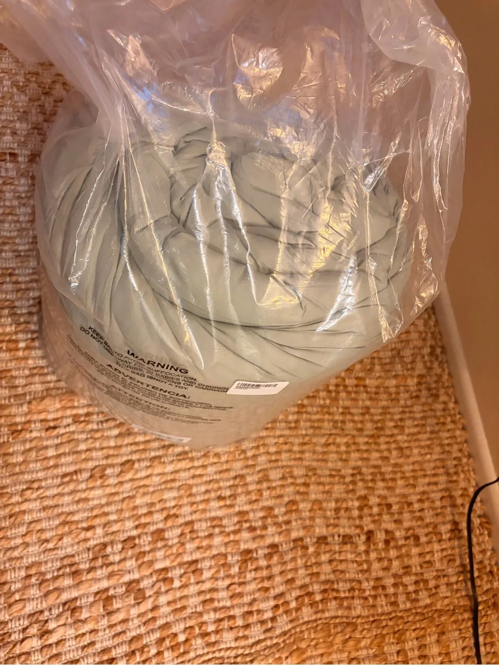 Sage green super king plus!! comforter set. New! With pillow cases